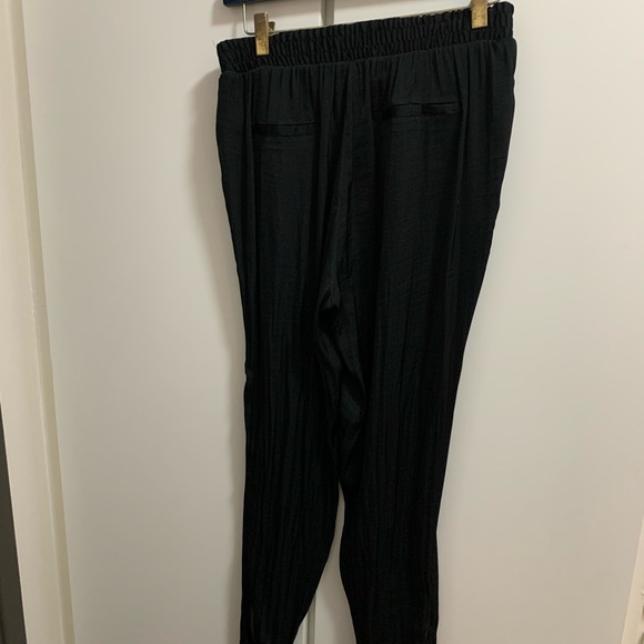 J-LO black zipper sweatpants - Picture 4 of 8